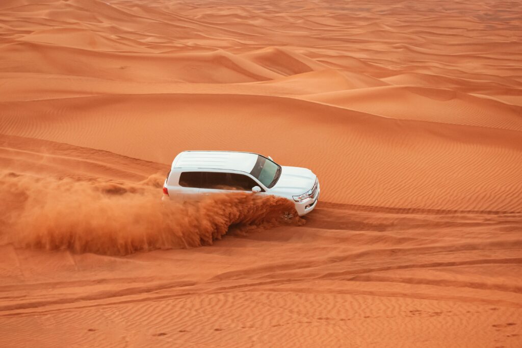 Desert safari adventure with 4x4 cars in Dubai